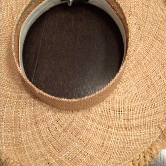 1 Hr SALE Rare Wyeth frayed open straw hat display picture 1